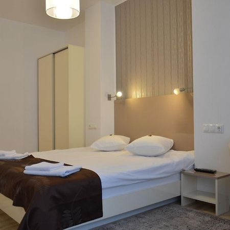 Aparthotel Zorilor クルージュ＝ナポカ エクステリア 写真