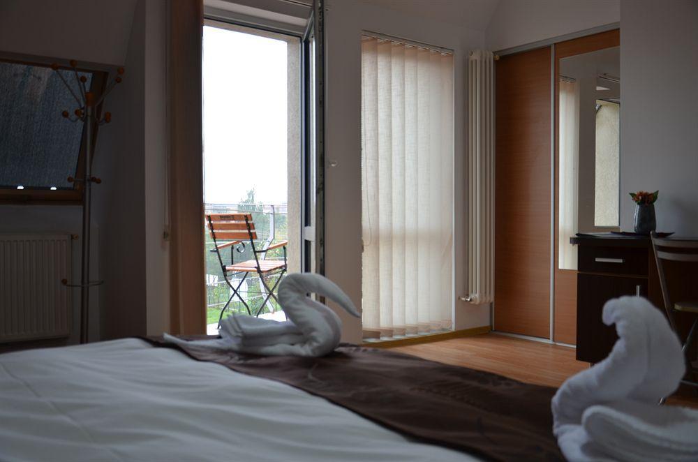 Aparthotel Zorilor クルージュ＝ナポカ エクステリア 写真