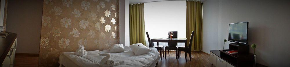 Aparthotel Zorilor クルージュ＝ナポカ エクステリア 写真